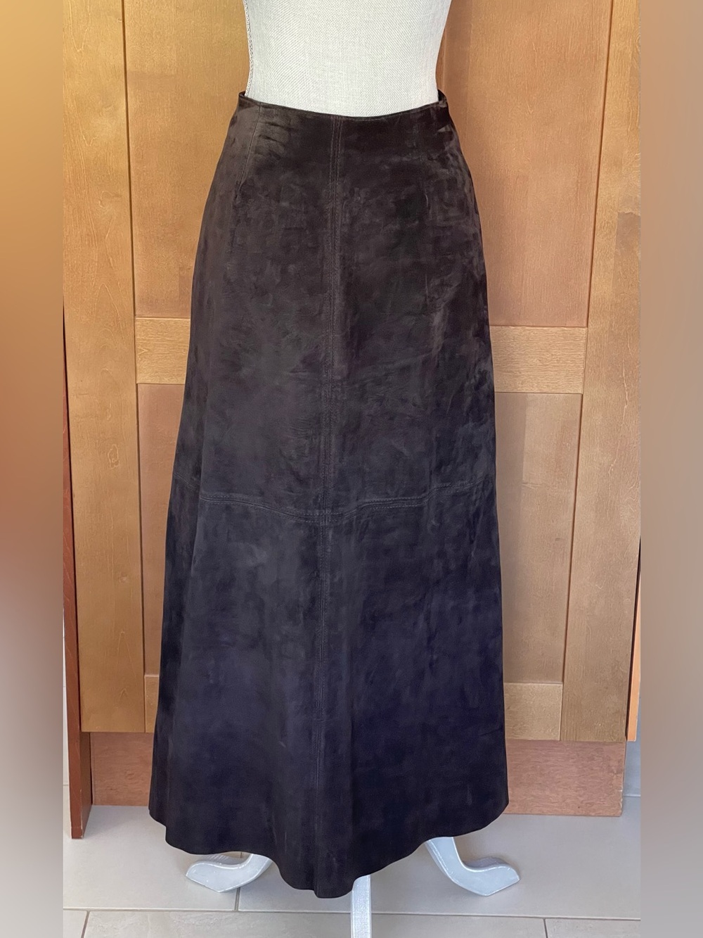 DANIER Chocolate Brown Suede Slim A-Line Maxi Skirt - Fully Lined - Size 4